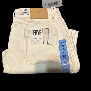 Women’s FRYE Barrel Jeans Size 10 Bone New NWT Bone White